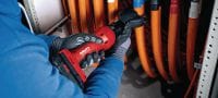NCT 53 C-22 Аккумуляторный инструмент для резки медного и алюминиевого кабеля Аккумуляторный инструмент для резки медных и алюминиевых кабелей с диаметром до 2 │ 50 мм (платформа батарей Nuron) Применения 3
