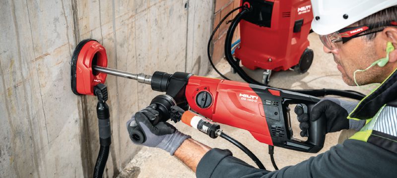 DD 150-U Установка алмазного бурения Универсальная установка алмазного бурения для ручного бурения или бурения на станине отверстий диаметром 8–162 мм в бетоне Применения 1