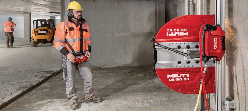 SPX MCL Equidist Диск для стенорезной машины (60H: подходит для инструментов Hilti и Husqvarna®) Высокоэффективный диск для стенорезной машины (15 кВт) для высокой скорости и долгого срока службы при резке армированного бетона (посадочное отверстие 60H подходит для стенорезных машин Hilti и Husqvarna®) Применения 1