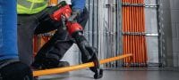 NCT 53 C-22 Аккумуляторный инструмент для резки медного и алюминиевого кабеля Аккумуляторный инструмент для резки медных и алюминиевых кабелей с диаметром до 2 │ 50 мм (платформа батарей Nuron) Применения 2